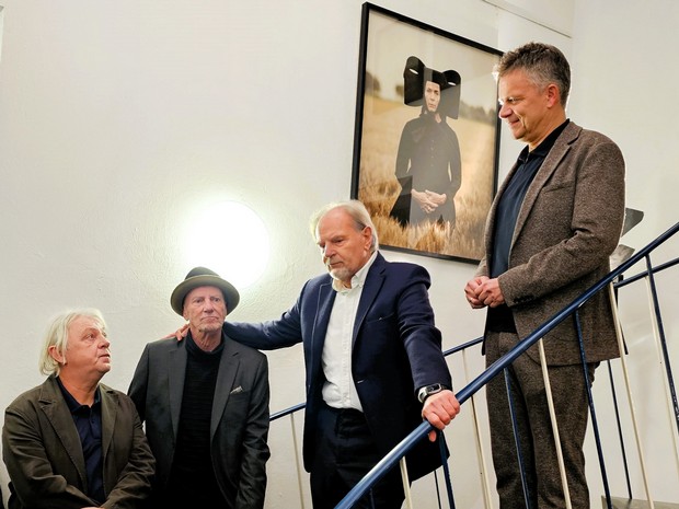 Botschaft der Künste: Markus Bullik, Ingo Wegerl, Edgar Janzen und Christian Pape, Vernissage am 08.11.2024, Foto: Hermann-Josef Heinen