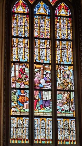 Kirchenfenster in der Kirche in Schalkwijk, Foto: Hermann-Josef Heinen 2025