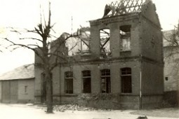 Mädchenschule Volksschule Wegberg zerstört